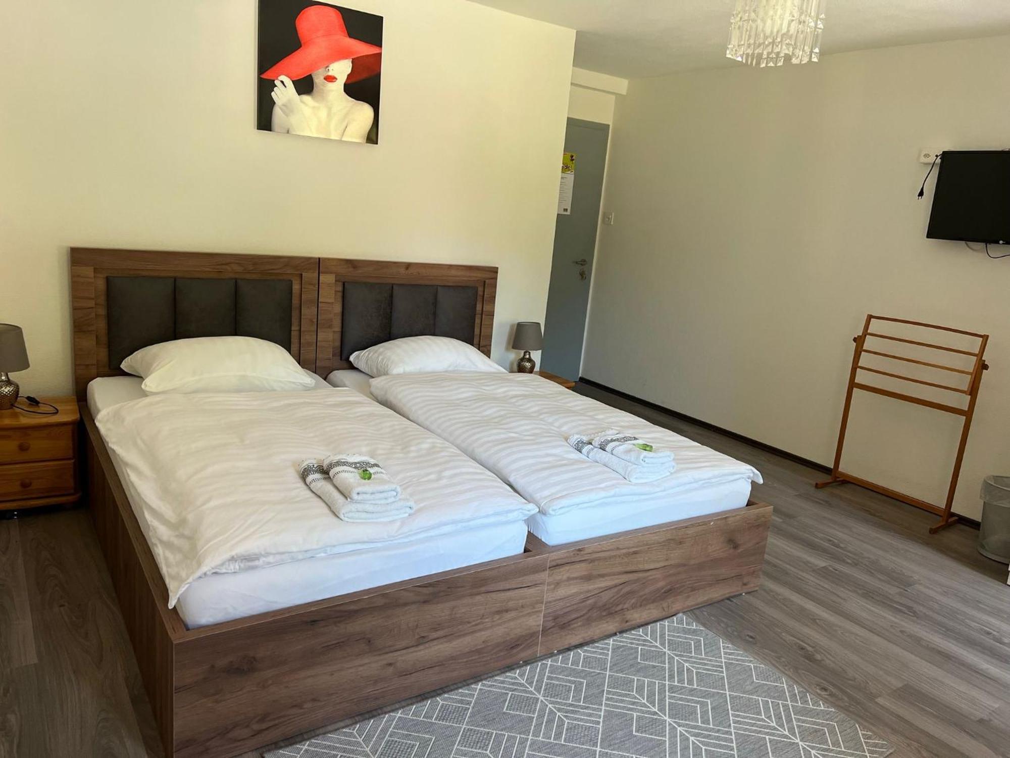 Hotel Restaurant Du Moulin Fleurier Dış mekan fotoğraf